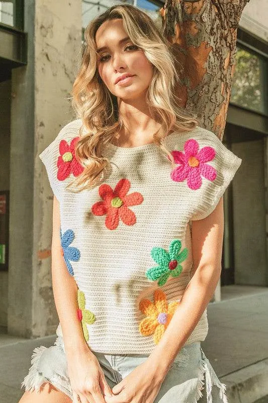 BiBi Casual Crochet Flower Embroidery Round Neck Sleeveless Knit Top