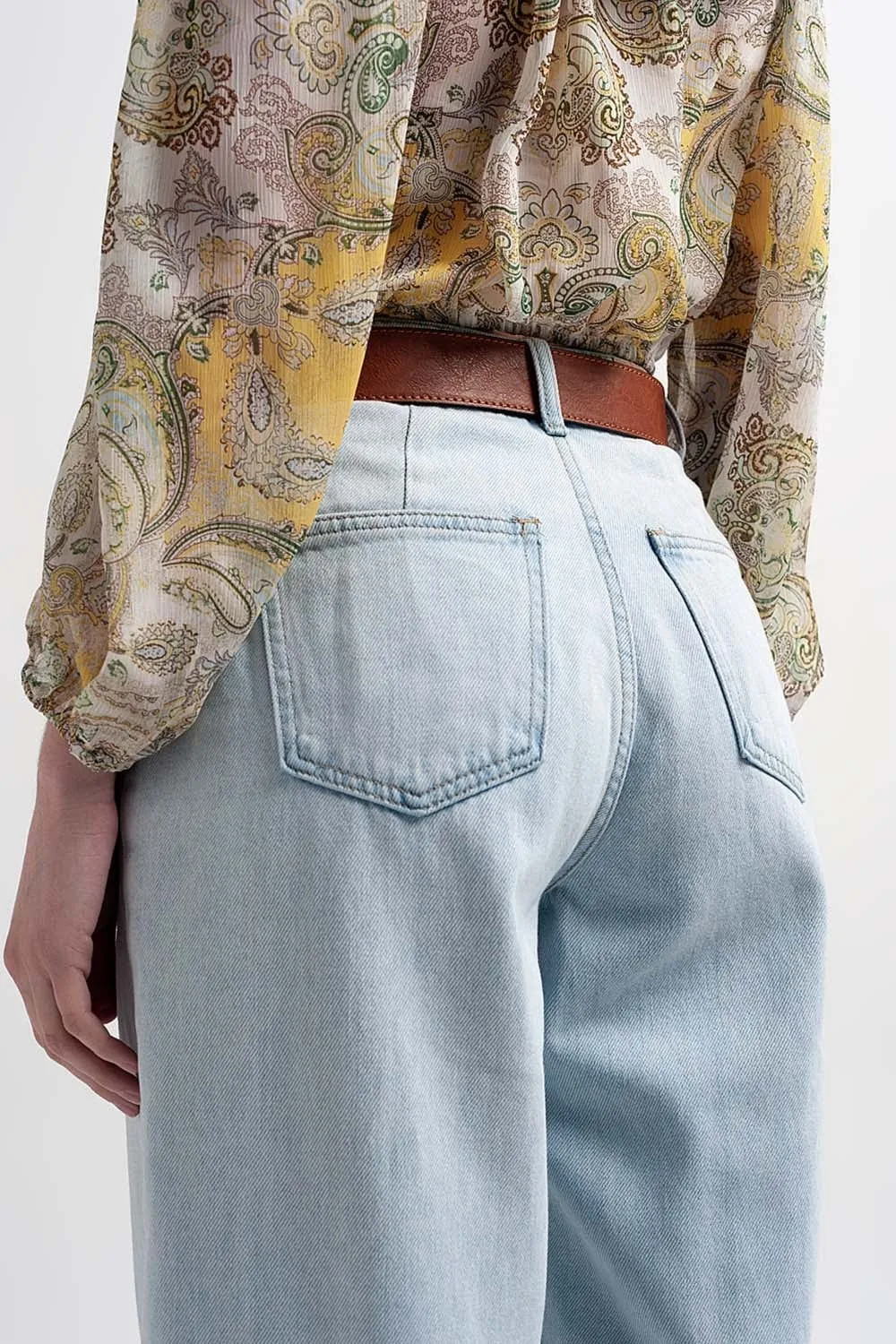 High Rise Slouchy Mom Jeans In Lightwash