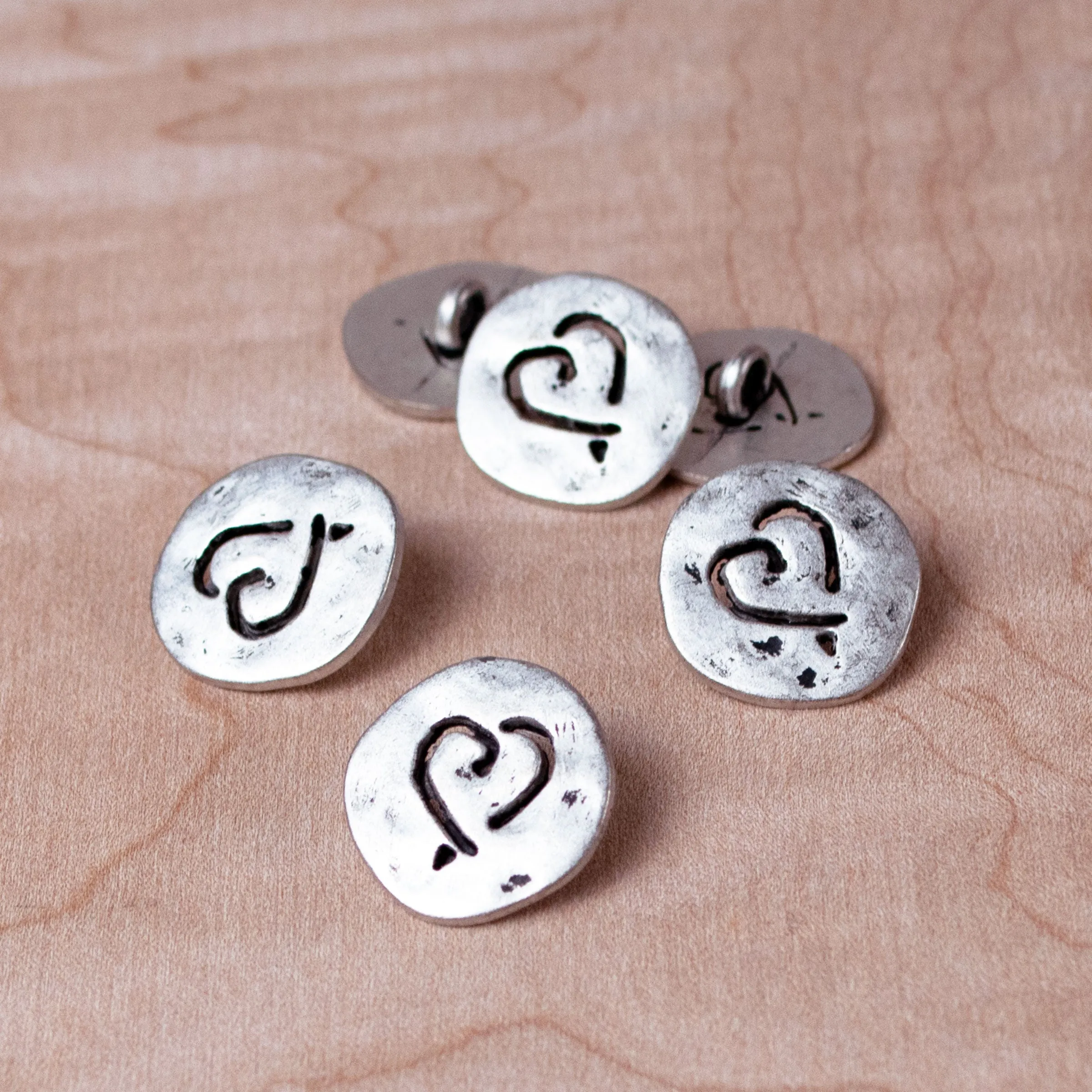 Peek-a-Boo Heart Buttons