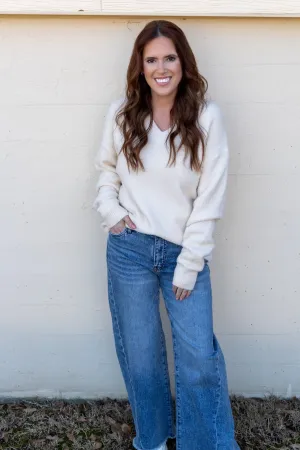 Vivianne V-Neck Sweater - Cream